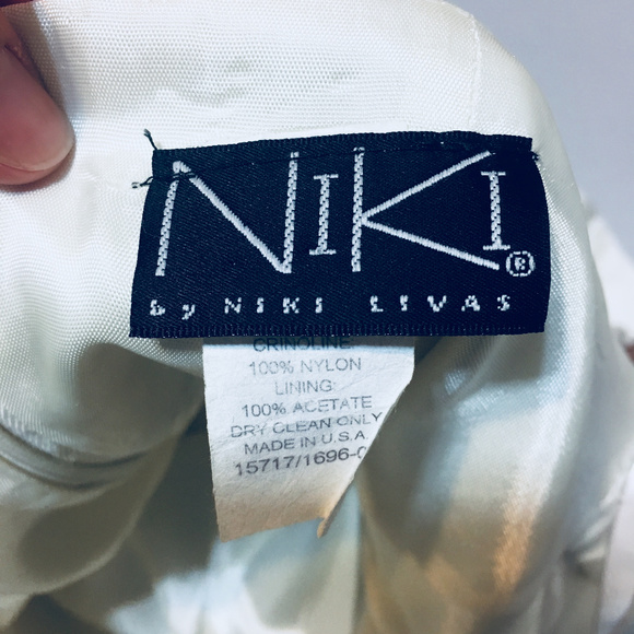 Niki by Niki Livas Prom Formal Dress, size 4/6 - Picture 2 of 6